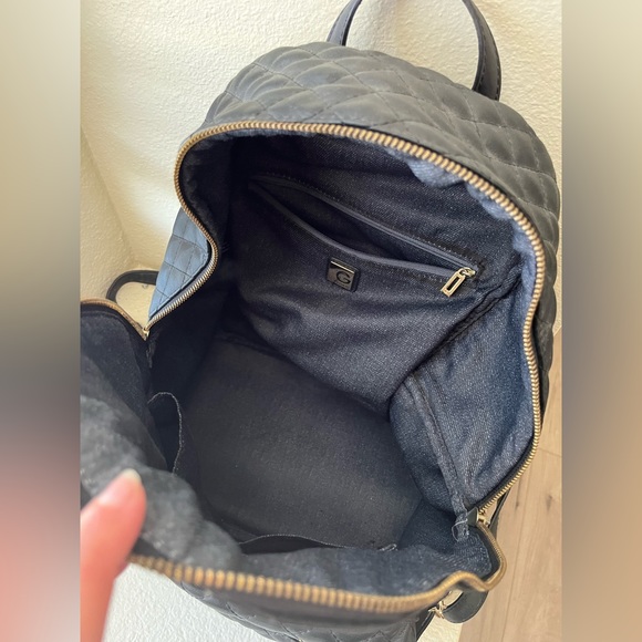 G by Guess Backpack - Picture 2 of 2